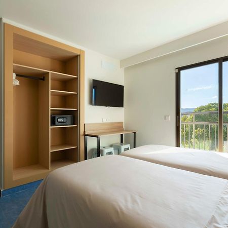 The Blue Apartments - Adults Only Sant Antoni de Portmany Exterior foto
