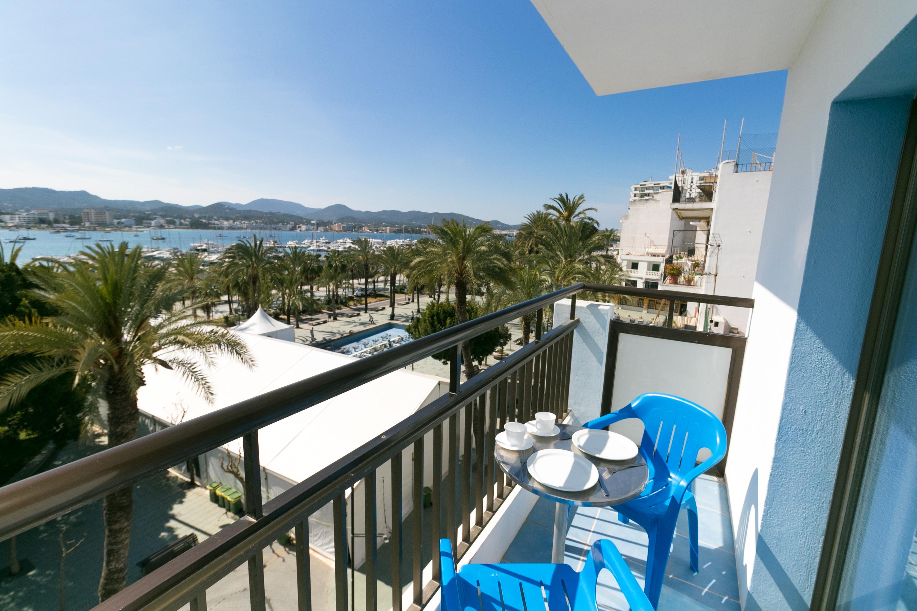 The Blue Apartments - Adults Only Sant Antoni de Portmany Exterior foto