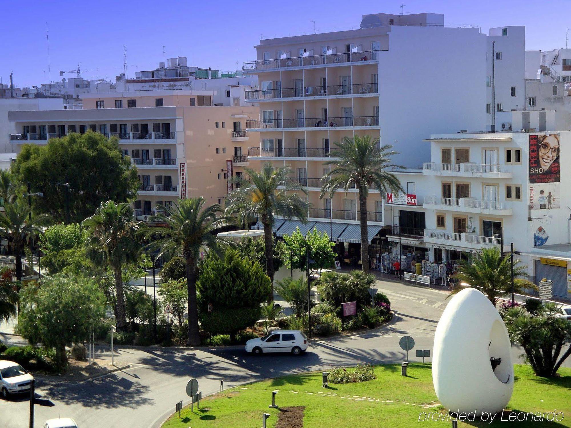 The Blue Apartments - Adults Only Sant Antoni de Portmany Exterior foto