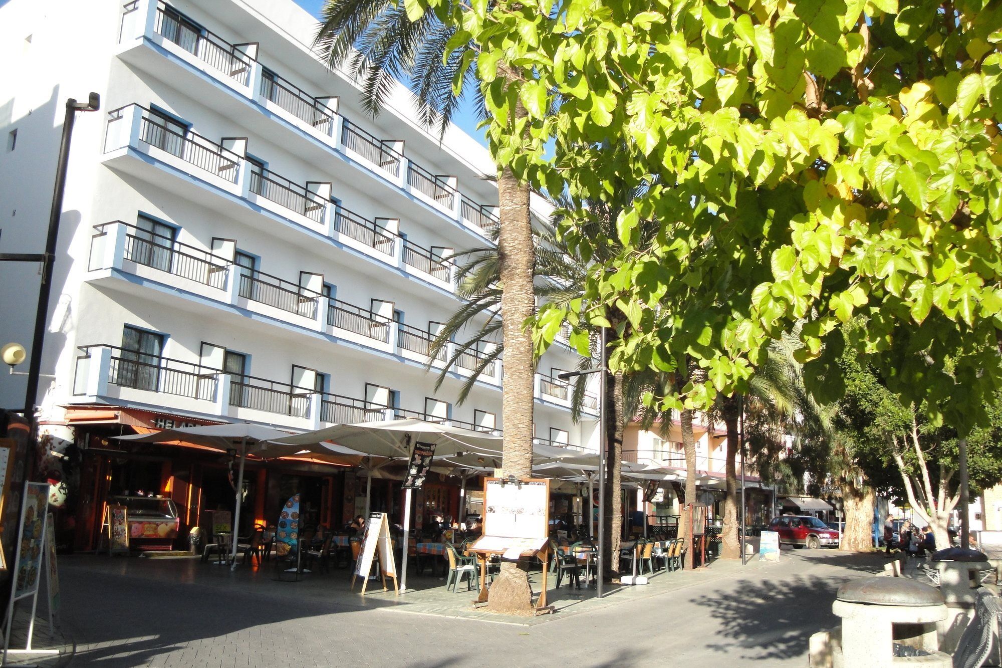 The Blue Apartments - Adults Only Sant Antoni de Portmany Exterior foto